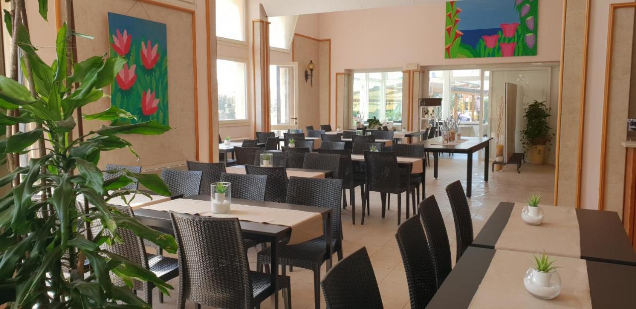 Hotel Corallo Fregenae Luaran gambar