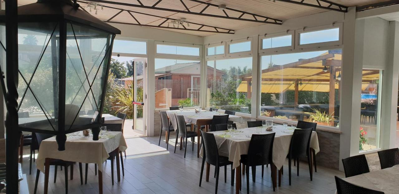 Hotel Corallo Fregenae Luaran gambar